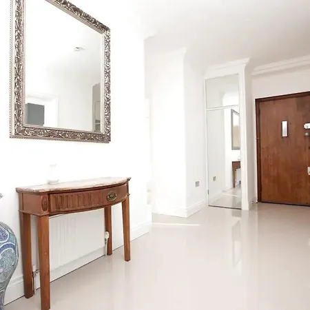 公寓 Bright Private Apartment In The Center *